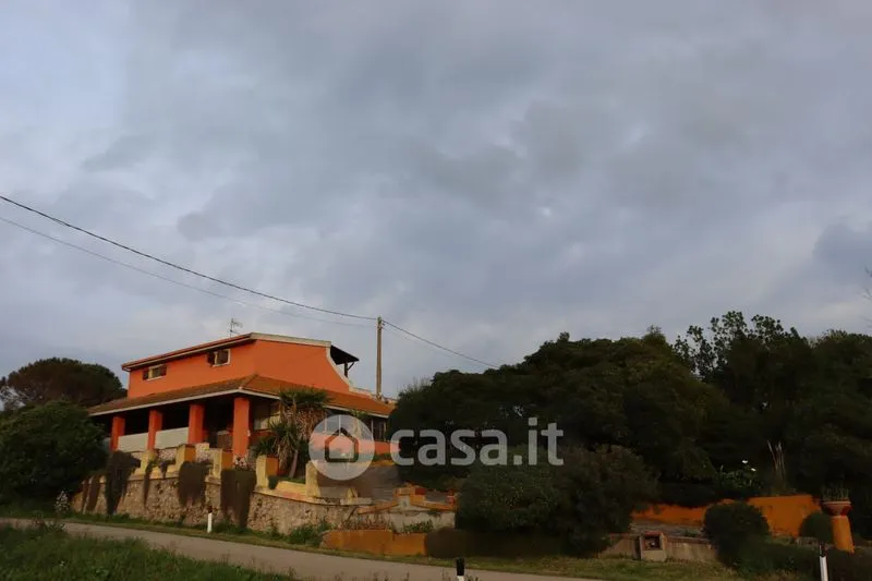 Exterior - Villa with Garden and Terrace in Sassari