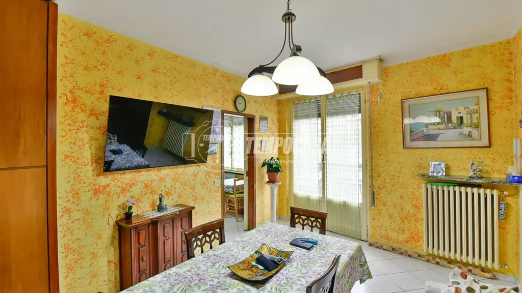 Salle à manger - Terrace Flat in Albese Con Cassano