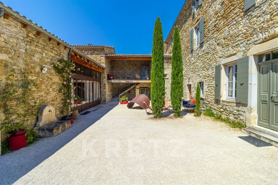 Aed - Patrimonial Home with Pool in Drôme Provençale