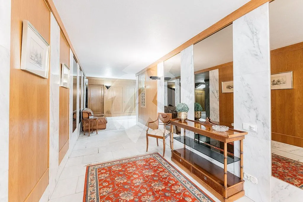 Esik - Apartment with Terrace in Castellón Centre