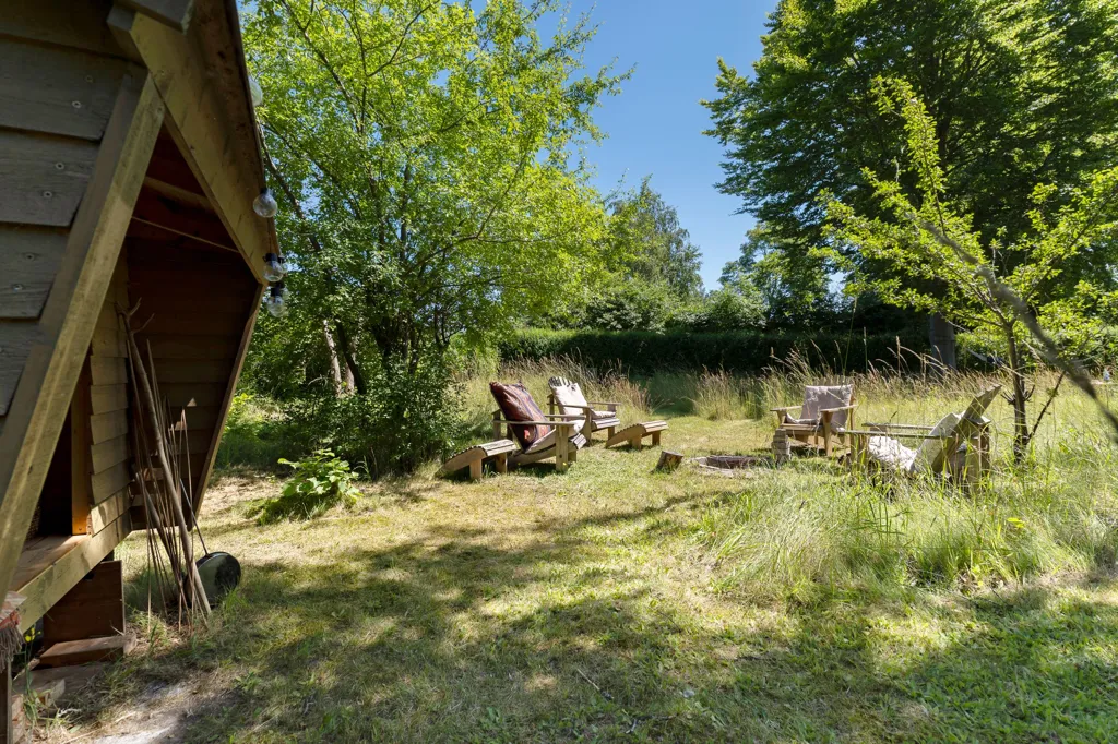 Aed - 1973 Summerhouse with Canal View in Grevinge