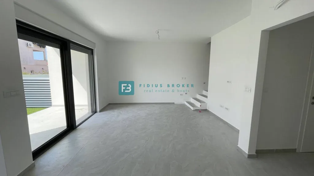 Soggiorno - Two-Bedroom Apartment with Garden in Vodice
