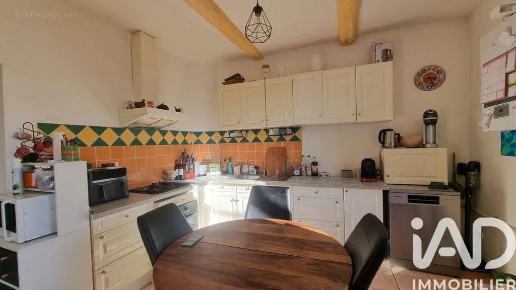Cuisine - Appartement T3 Centre-ville à Châteaurenard