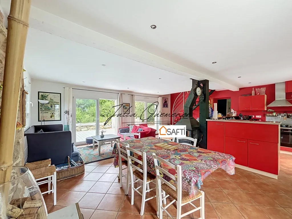 Sala da pranzo - Charming Stone House with Sea View in Plouarzel