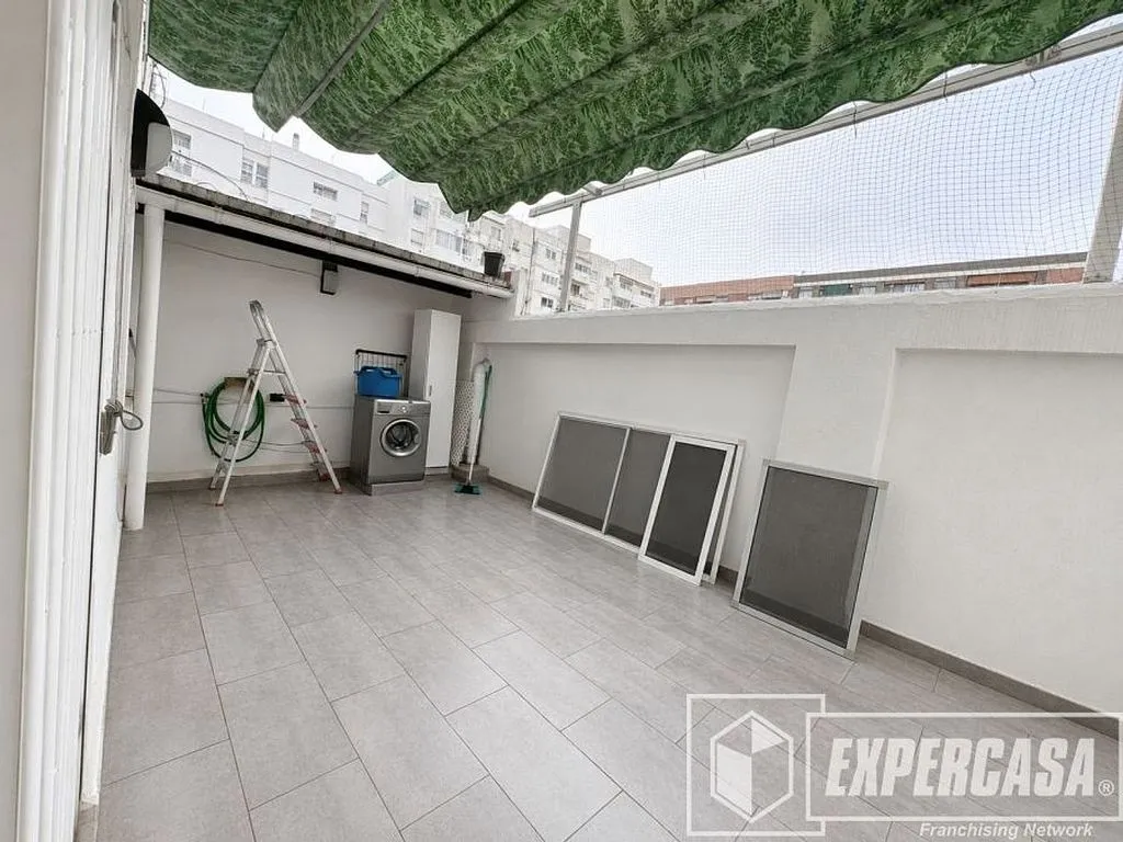 Terraza - Apartment with Private Terrace in Campanar, Valencia