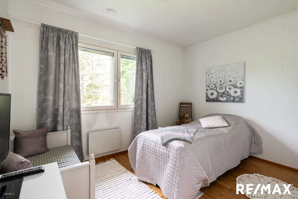 Magamistoad - Detached House with Sauna in Rengo