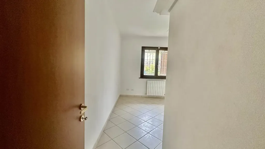 Esik - Prestigious Apartment with Garage in Montecatini Val di Cecina