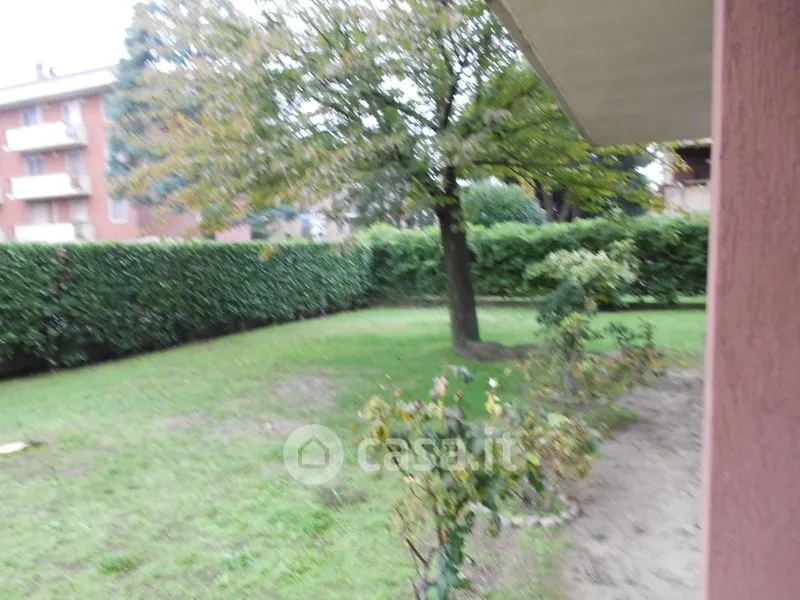 Jardin - 4-Bedroom Apartment with Balcony in Novara