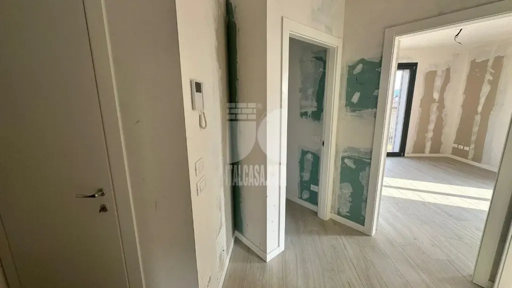 hallway_entrance