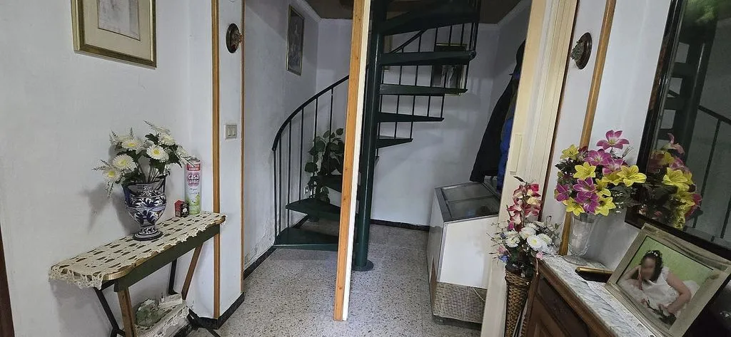 hallway_entrance