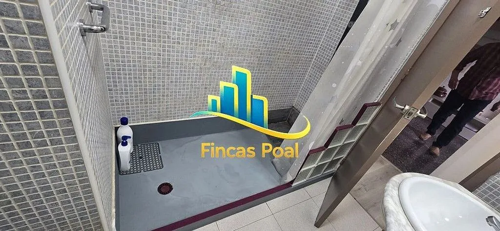 Vannitoad - Apartment with Balcony in Castelldefels