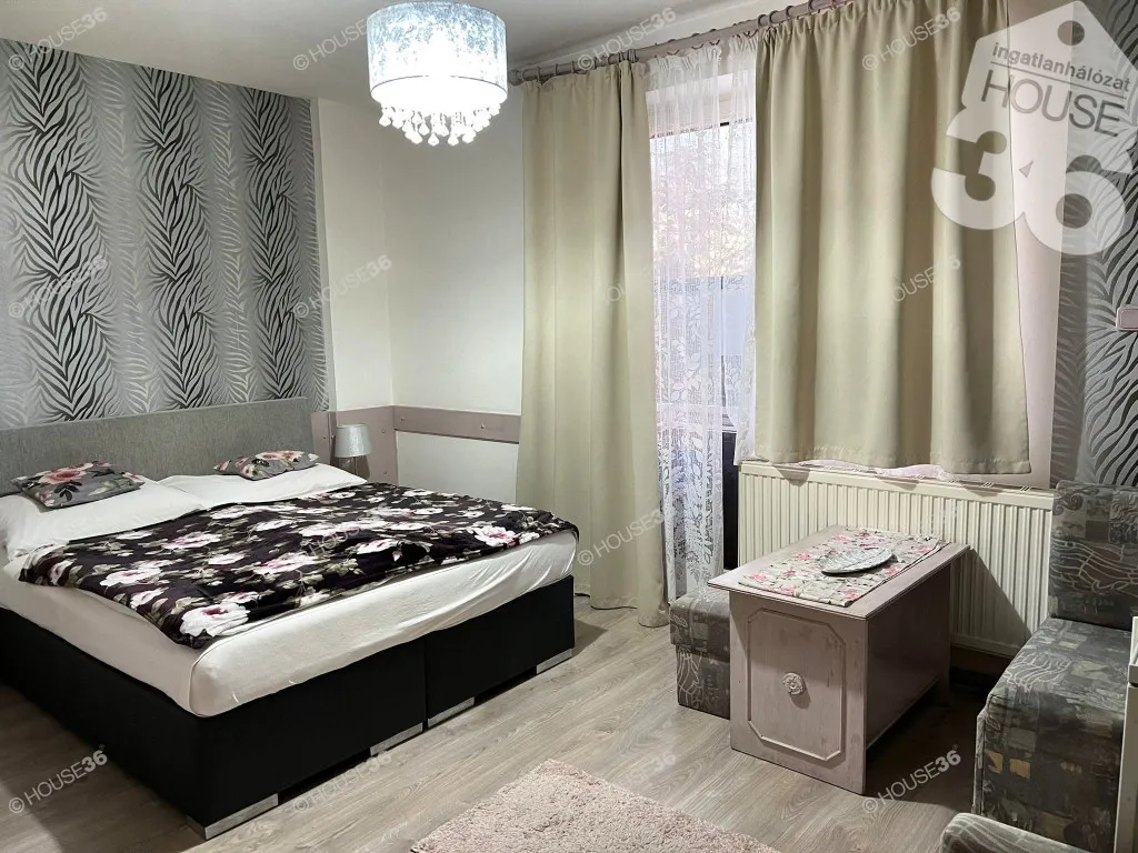 Camere da letto - Hotel with Restaurant in Kecskemét Centre