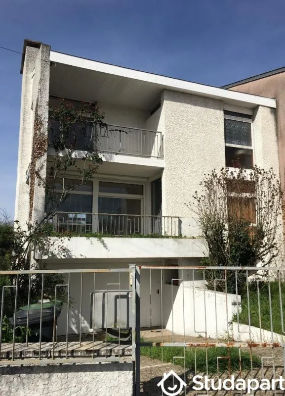 Extérieur - Maison Meublée avec Jardin à Talence