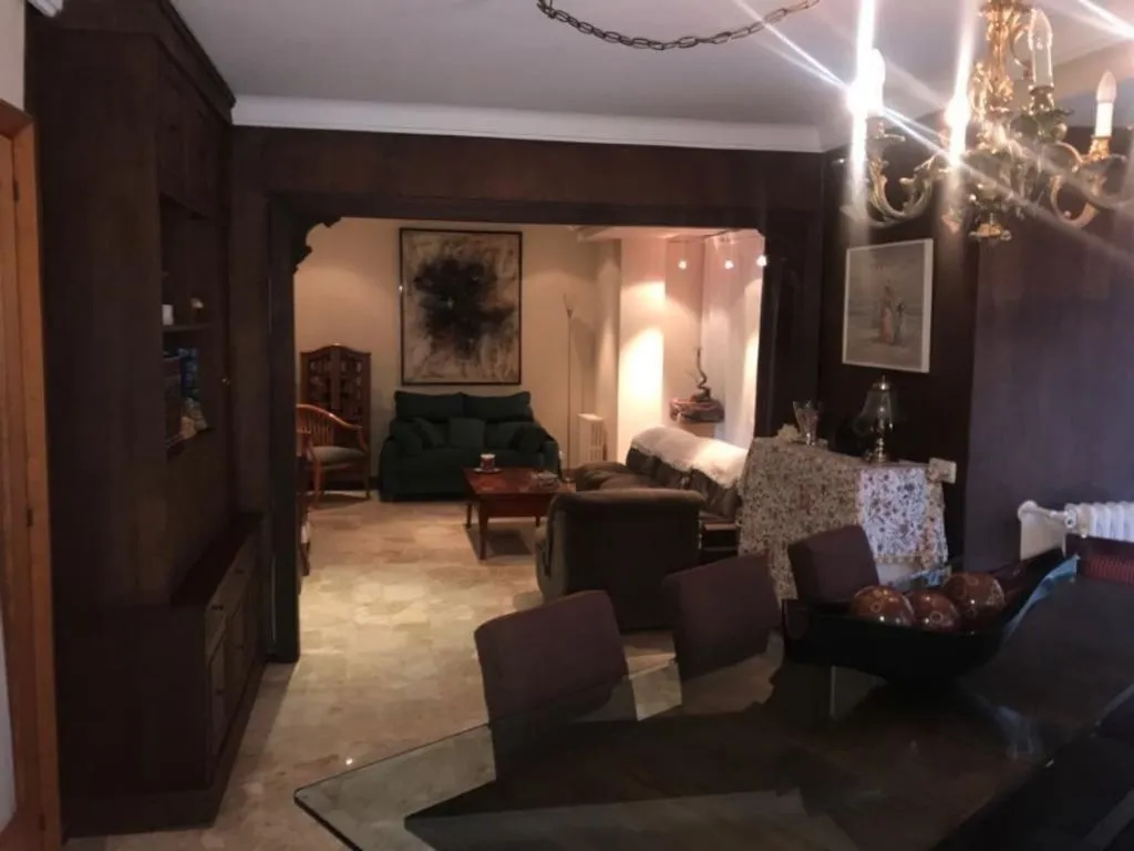 Salle à manger - 7-Room Apartment in Central Elche