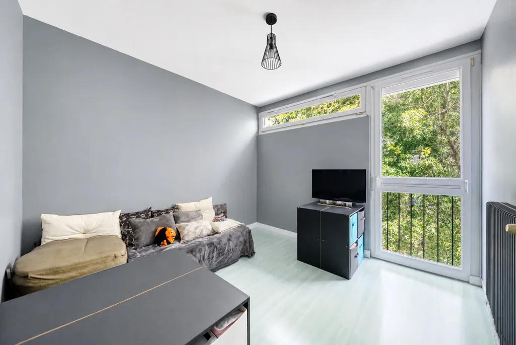 Chambres - Appartement T5 avec Balcon à Jeanne d'Arc