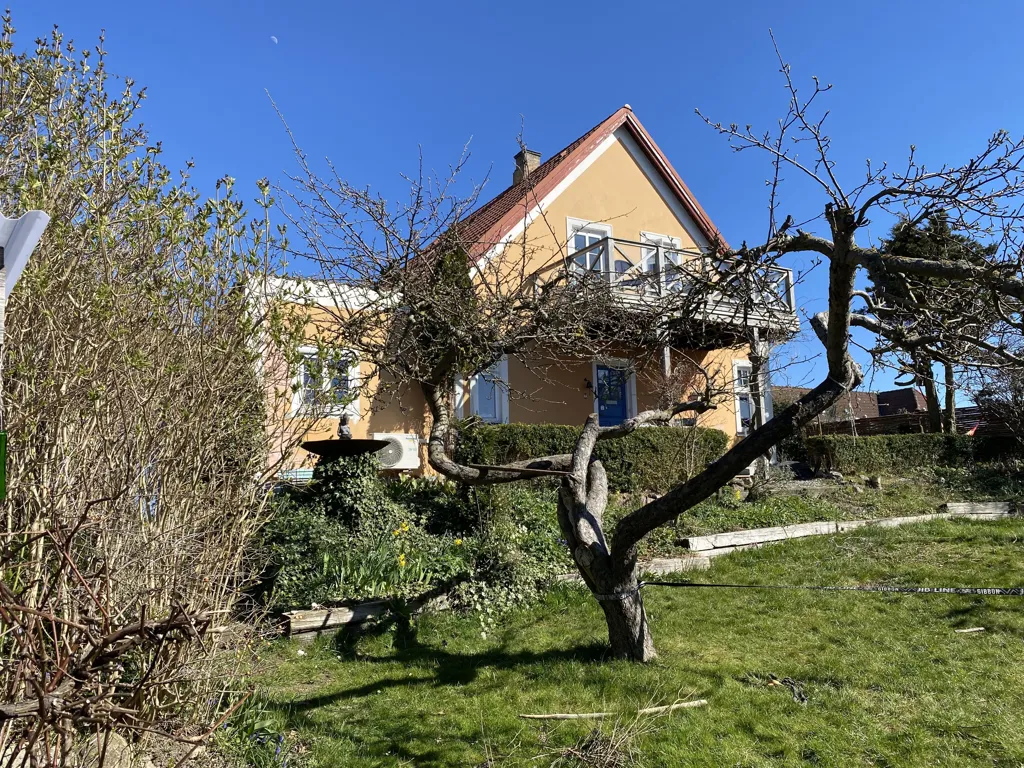 Aed - Murderer's Villa with Balcony in Hundested