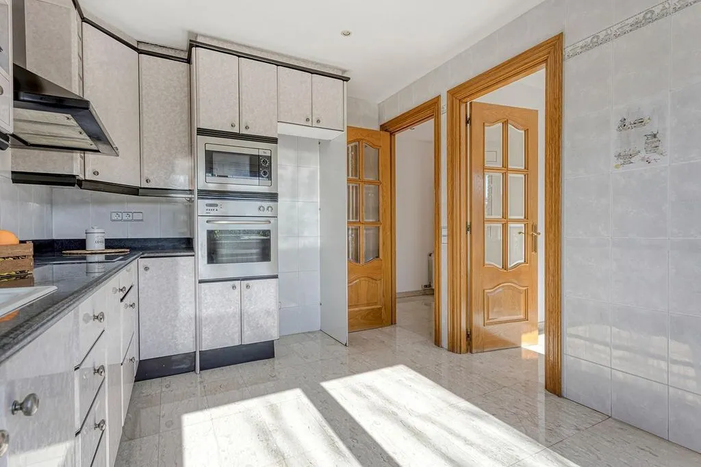 Kitchen - Luxury Detached House with Terrace in Igualada