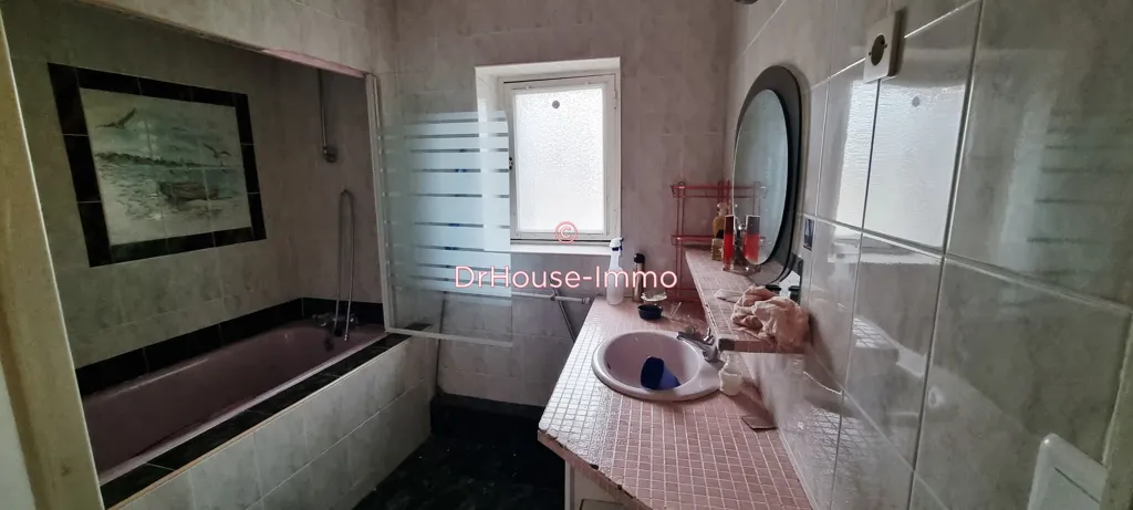 Vannitoad - Townhouse with Courtyard in Luçon Centre