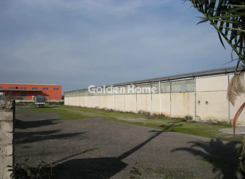 Välivaade - Industrial Space with Loading Bay in Oinoi