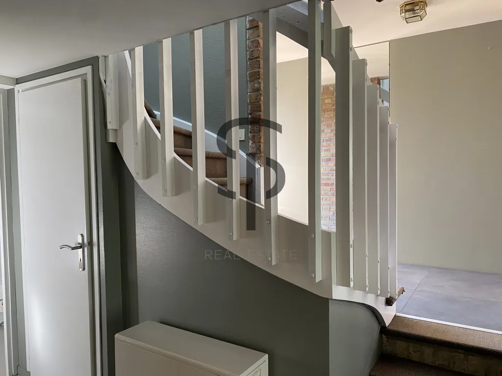 Pièces - Maison avec Vue Golf et Terrasse à Brigode