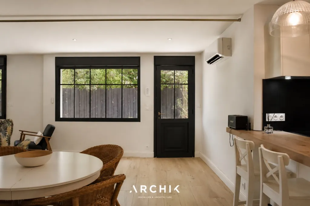 Söögituba - Modern Apartment with Private Access in Pyla-sur-Mer