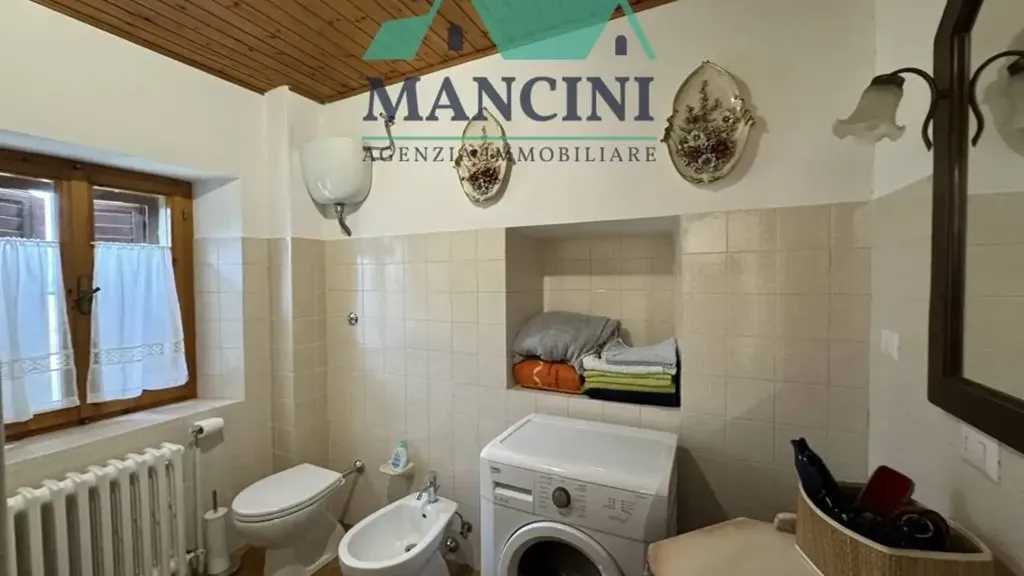 Vannitoad - Rustic Bifamiliar with Garden in Cupramontana
