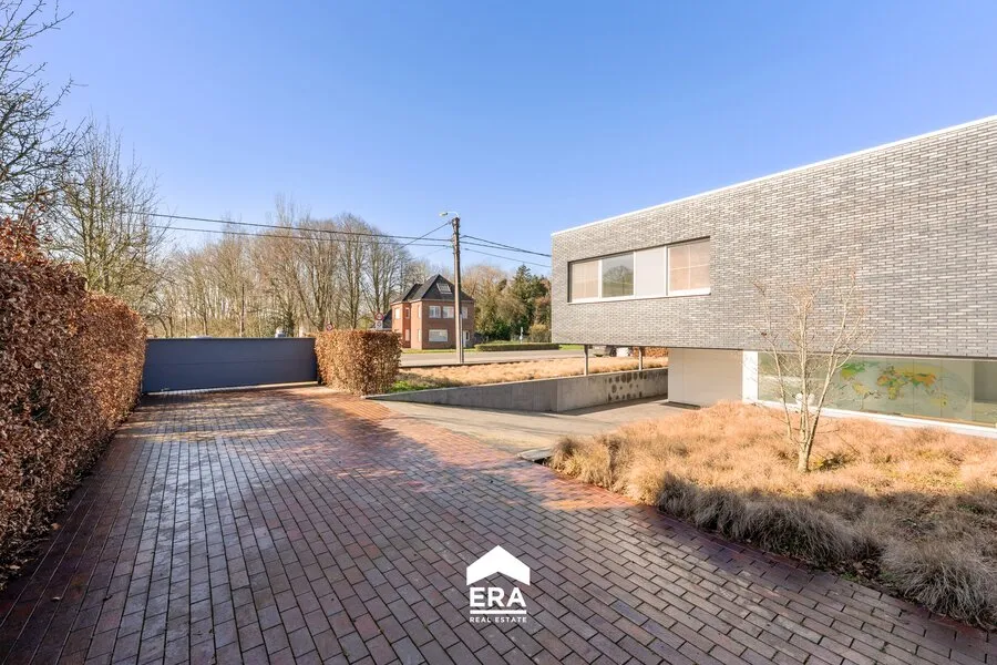 Välivaade - Energy-Efficient House with Poolhouse in the Area