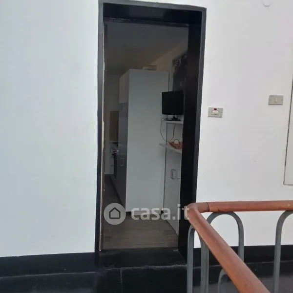 Entrée - Mansarded Studio in Historic Building, Genoa