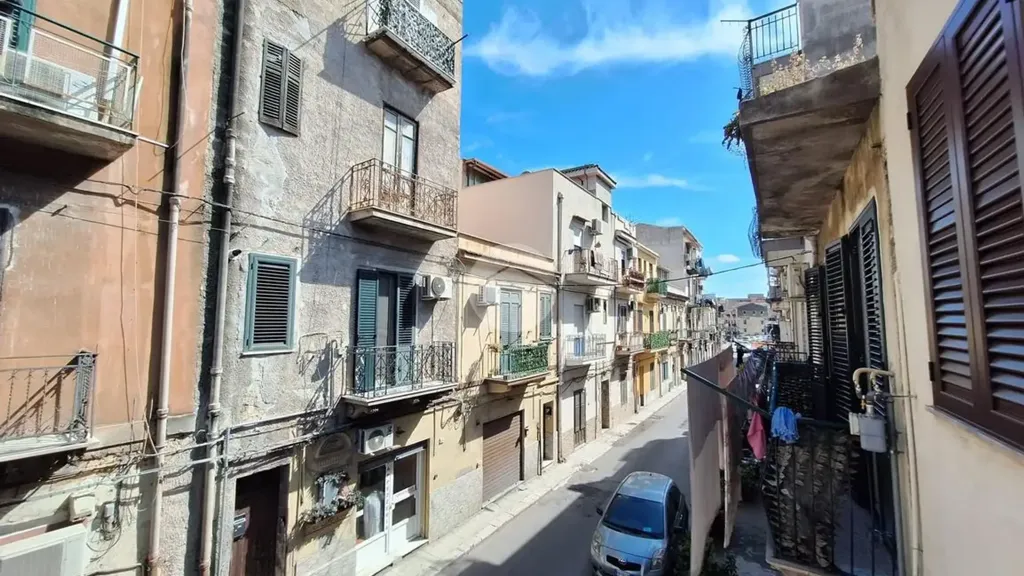 Extérieur - Rear-Facing Apartment with Balcony in Palermo