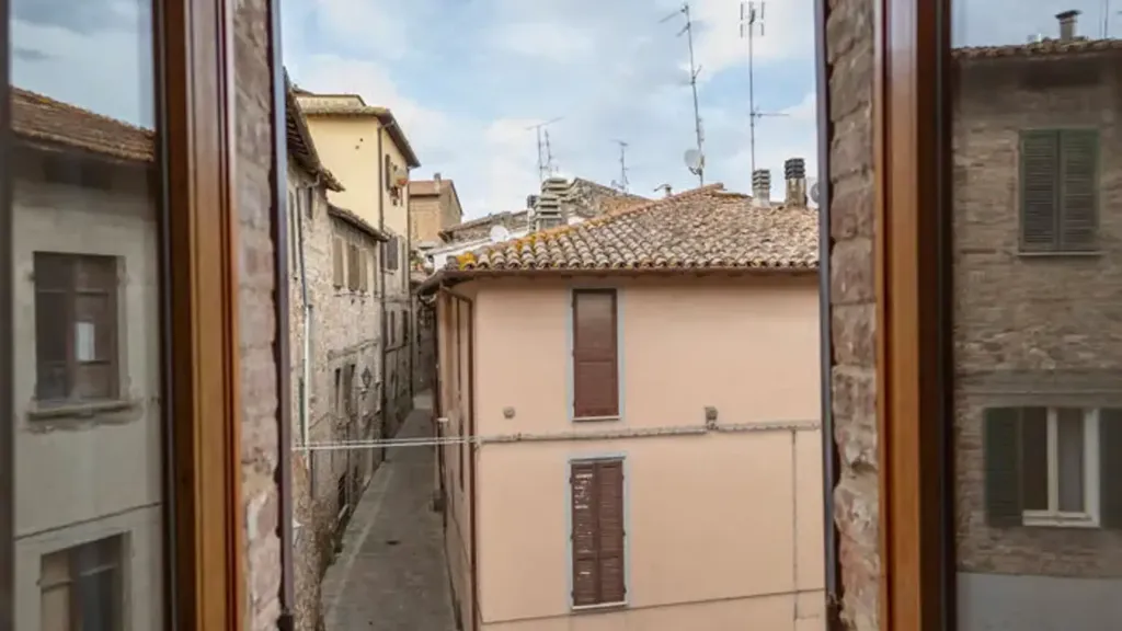 Balcone - Apartment with Terrace in Marsciano Centre
