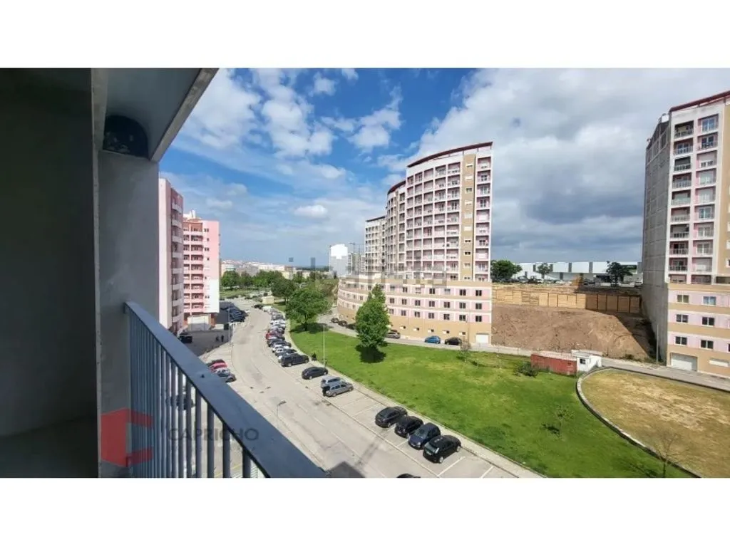 Rõdu - Luxury Flat Under Construction in Seixal