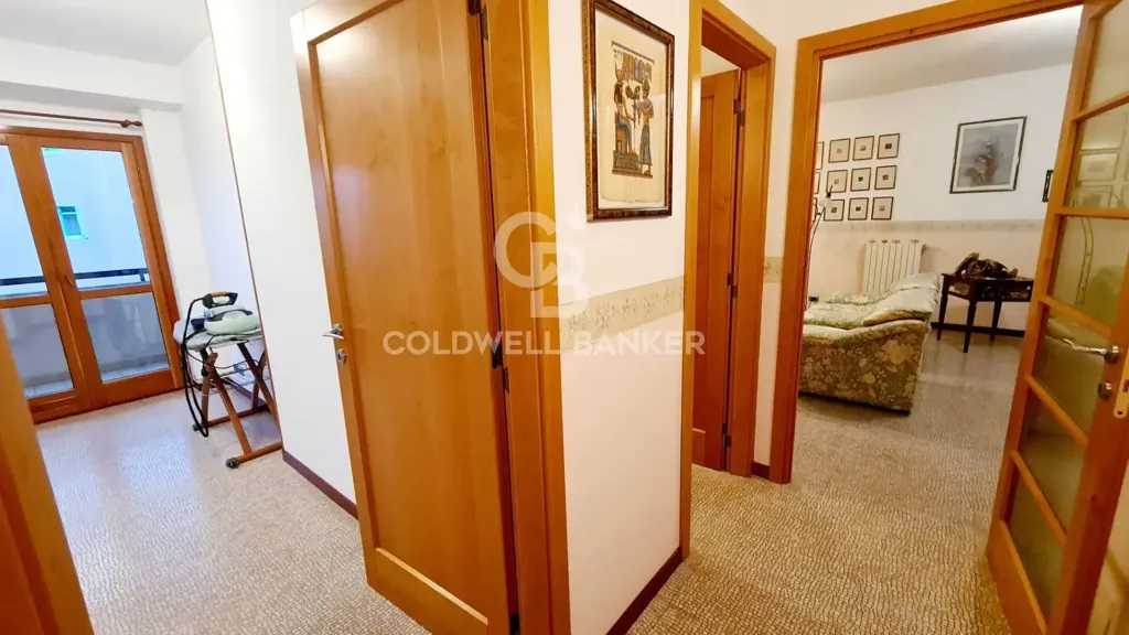 hallway_entrance