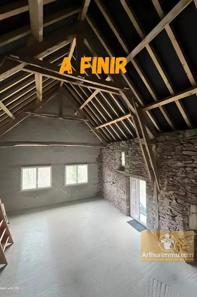 Toad - Renovated Barn with Panoramic View in Saint-Pierre-de-Nogaret