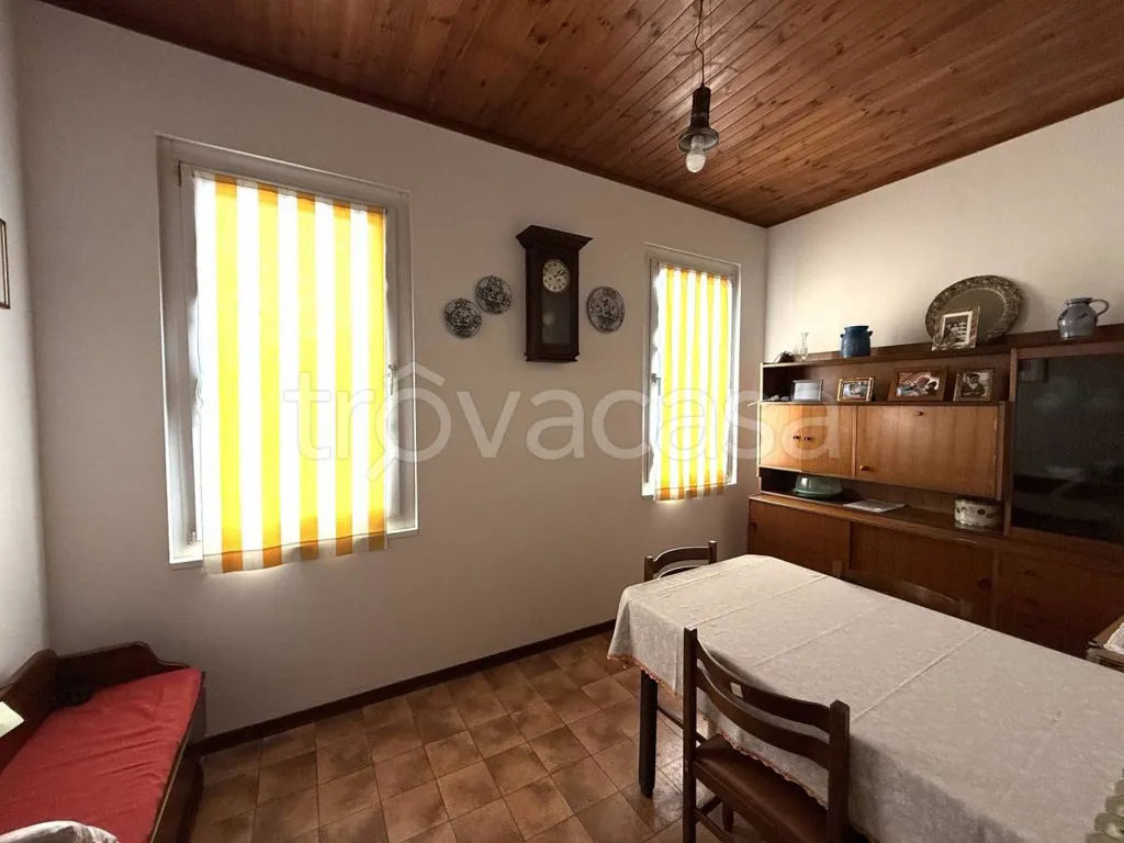 Salle à manger - Historic Apartment with Balcony in Padua
