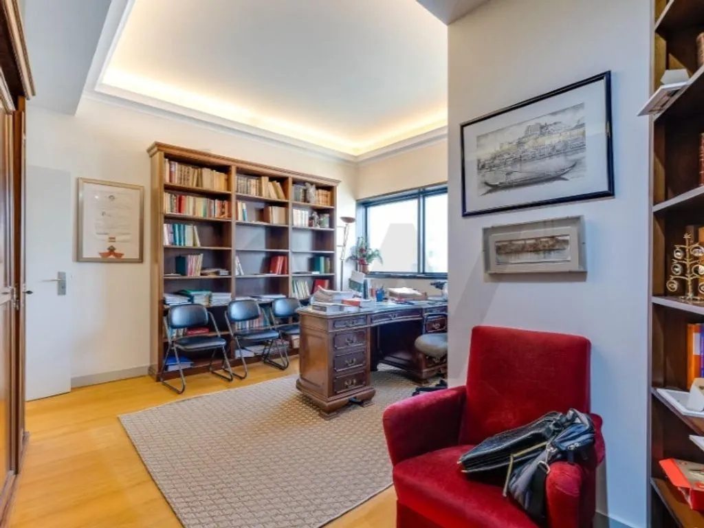 Kabinet - Luxury Office Space in Porto's City Centre