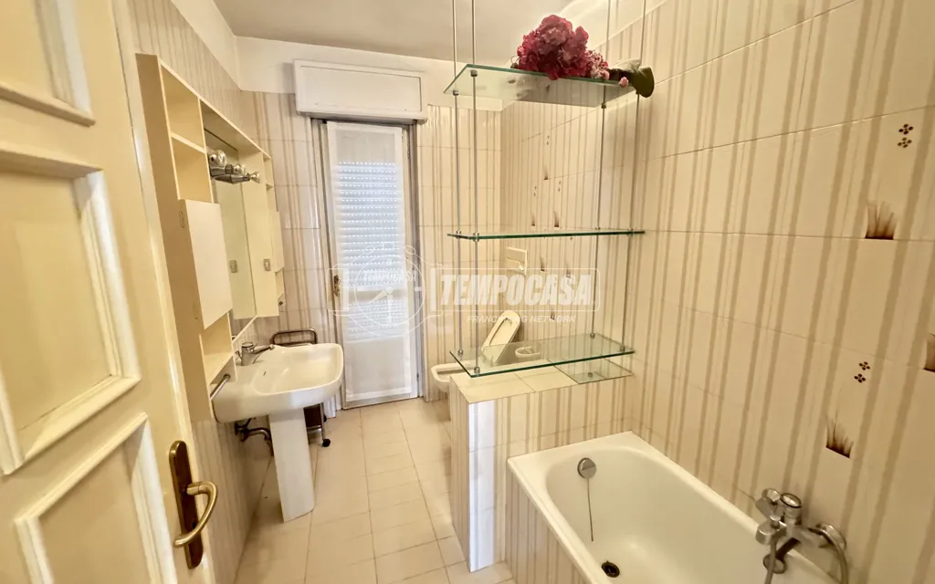 Vannitoad - Spacious Apartment with Balcony in Savigliano