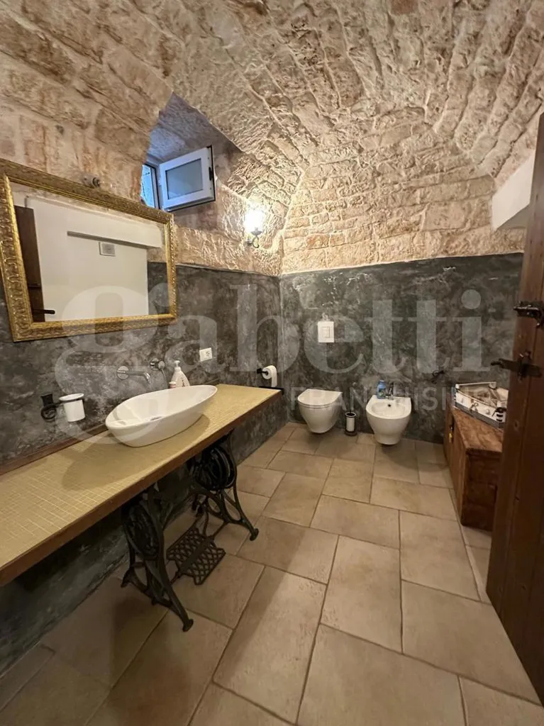 Vannitoad - Independent House with Stone Vaults in Ostuni
