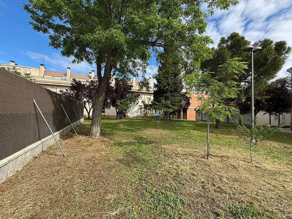 Jardin - Apartment with Pool in Perales del Río