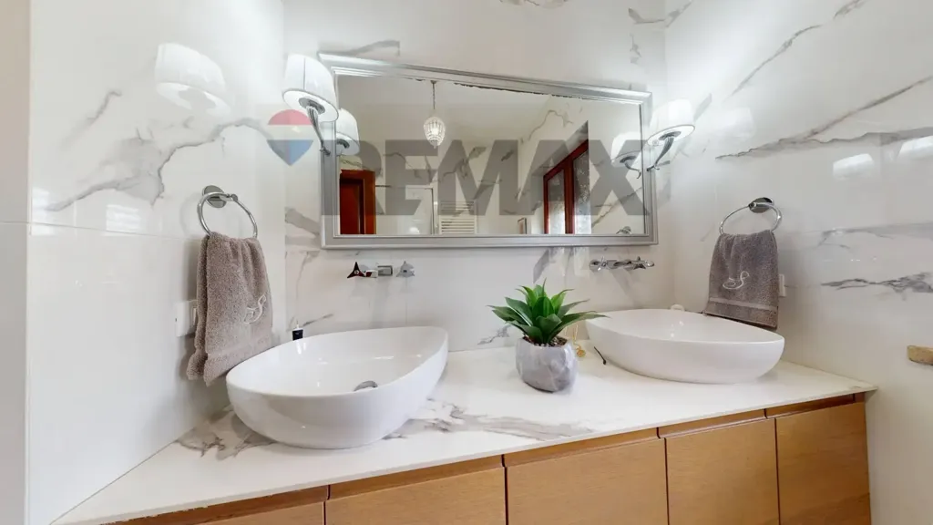 Salles de bain - Prestigious Villa with Terrace in Caldogno