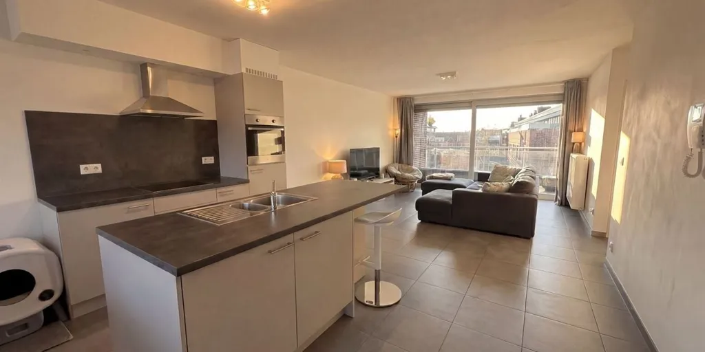 Köök - 1-Bedroom Apartment with Terraces in Bree Centre