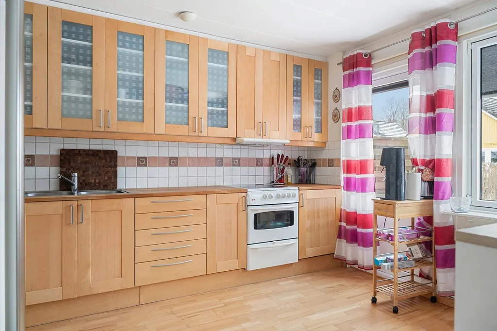 Cuisine - Generous Villa with Solar Panels in Strömtorp