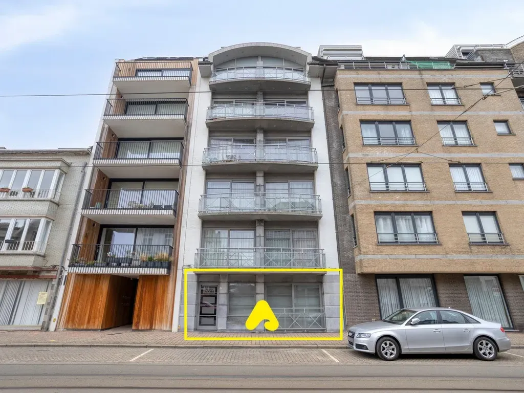 Extérieur - Appartement Lumineux avec Terrasse à De Panne