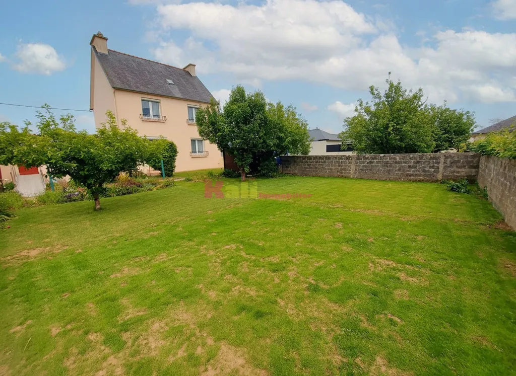 Jardin - Maison avec Comble Aménageable au Calme à Plabennec