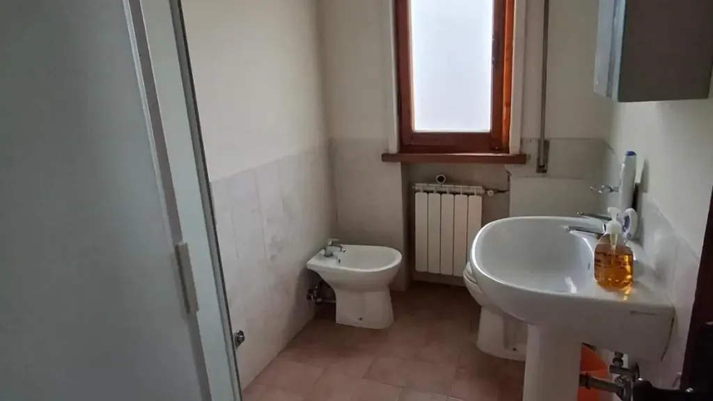 Vannitoad - Spacious Apartment with Balcony in Empoli