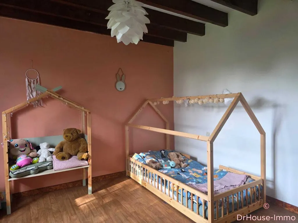 Magamistoad - Country House with Extensive Garden in Sendets