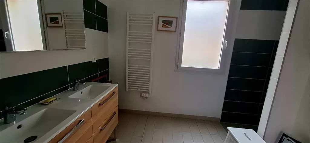 Vannitoad - Contemporary House with Pool in Breuillet