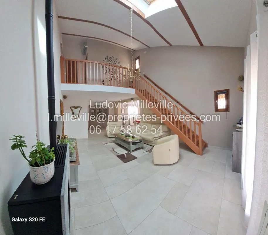 Elutuba - Villa with Pool in Languedoc-Roussillon