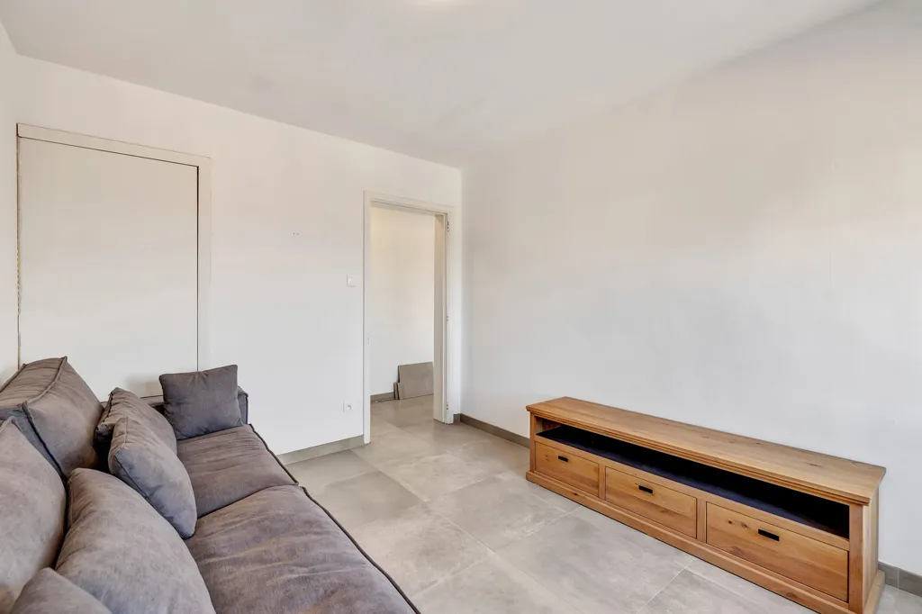 Elutuba - Renovated House with Garden in Zottegem