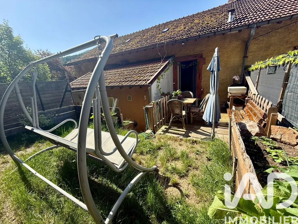 Jardin - Maison de Ville avec Terrasse à Wisembach