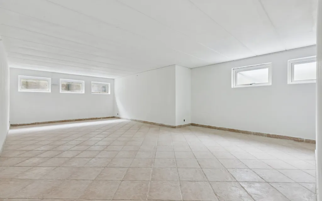 Toad - Modernised Villa with Garden on Vestamager
